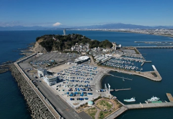 写真:江の島ヨットハーバー