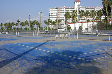 写真:テニスコート