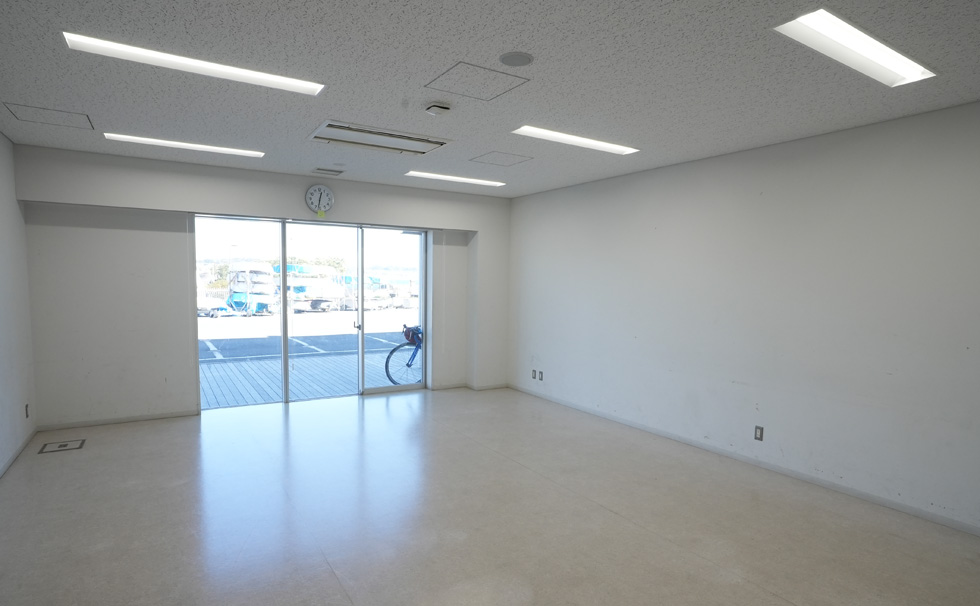 ミーティングルーム B(1階)