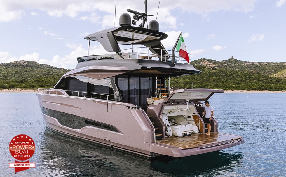 ヨーロッパ・パワーボート・オブ・ザ・イヤー2025　受賞