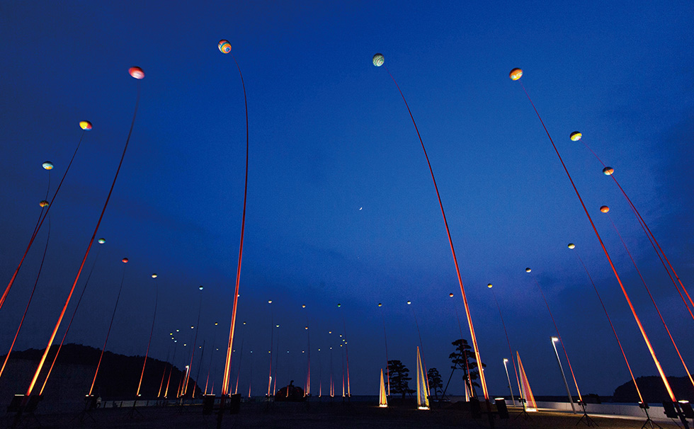 ライトアーティスト 伊藤 隆治氏 「Moons」