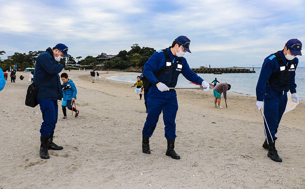 写真:リビエラ湘南ビーチクリーン