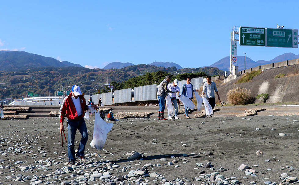 写真:リビエラ湘南ビーチクリーン