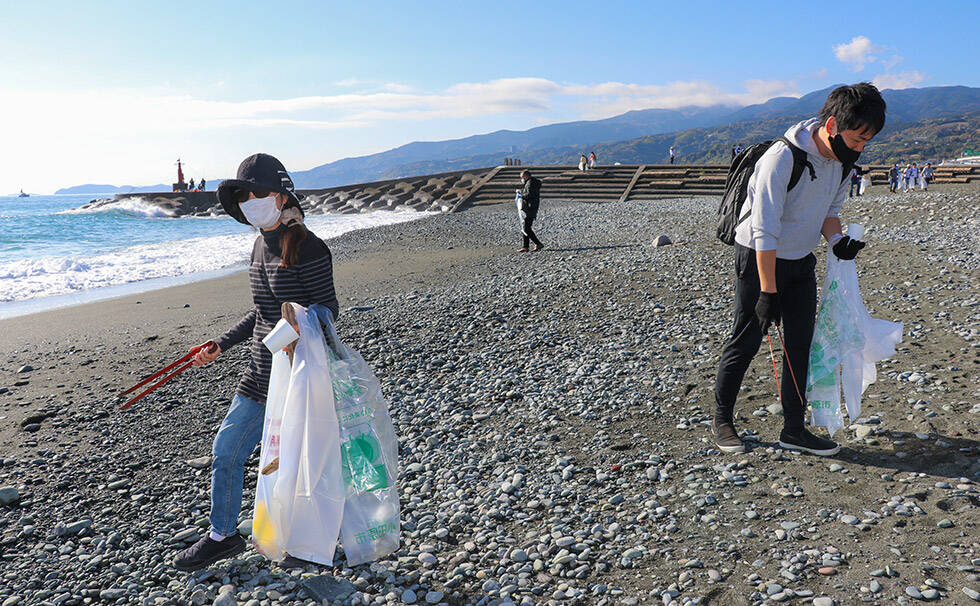 写真:リビエラ湘南ビーチクリーン