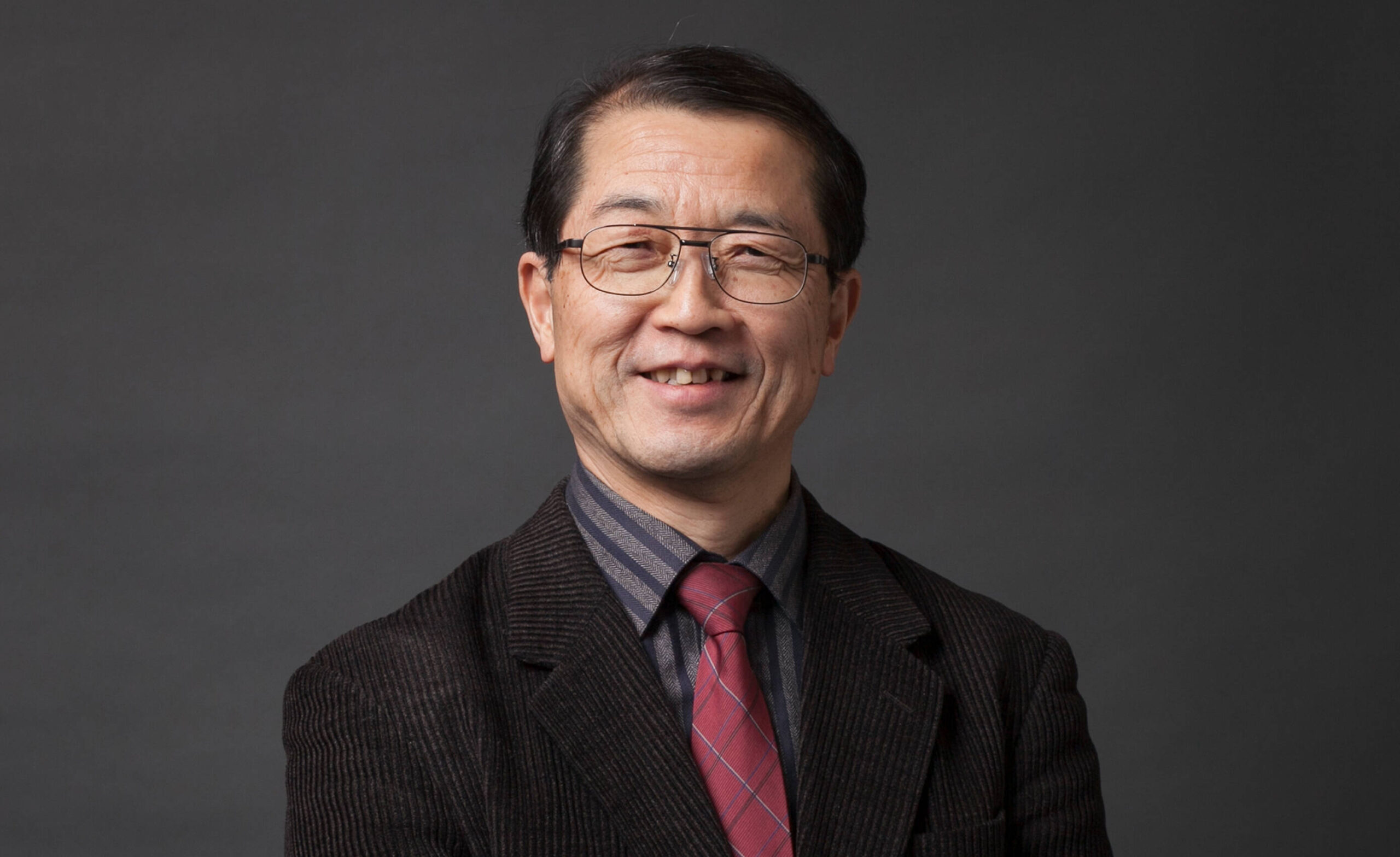 写真:東京大学 大学院理学系研究所 教授 理学系研究科附属臨海研究所 所長 岡 良隆氏