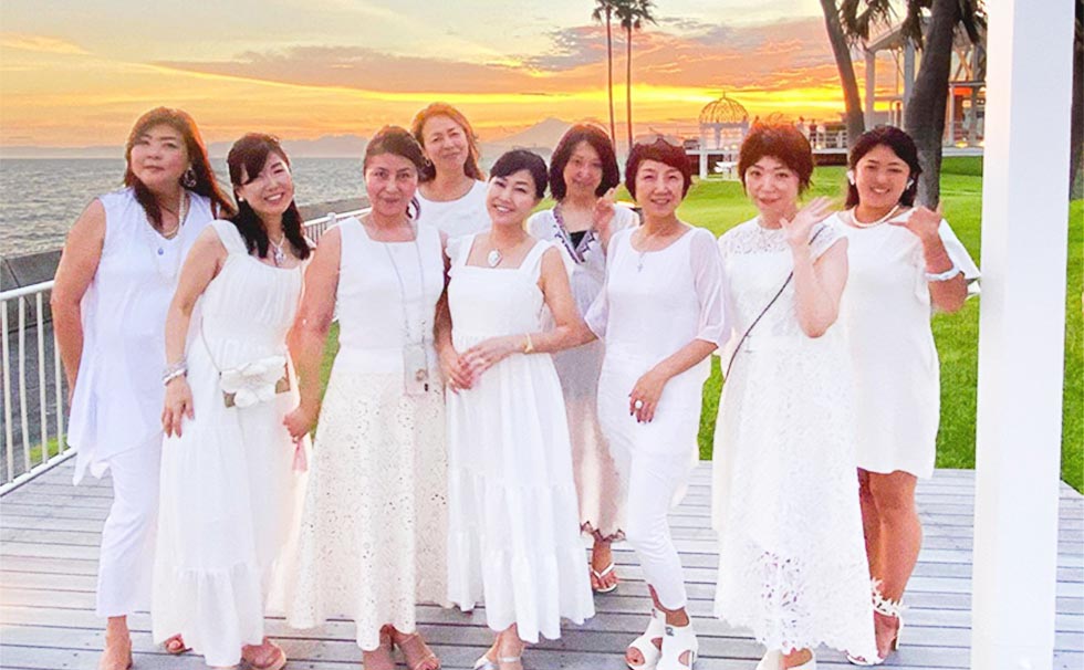 写真:ホワイトパーティーの様子