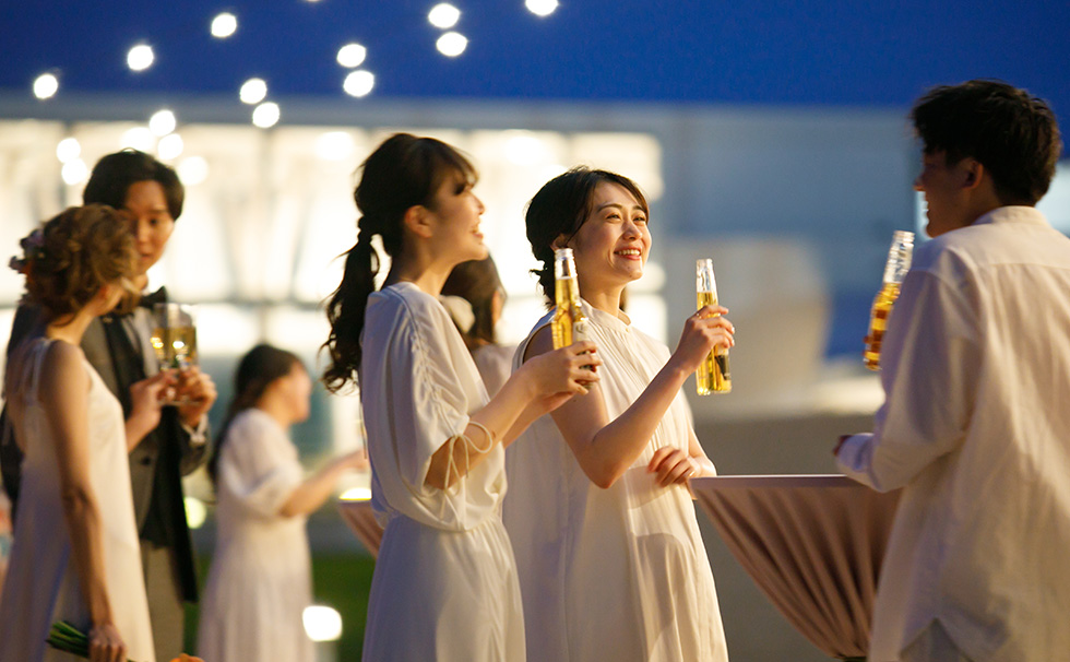 写真:ホワイトパーティー