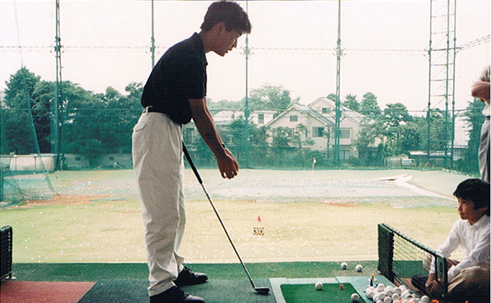 写真:ジュニアクラスの指導をはじめた大学生のころ