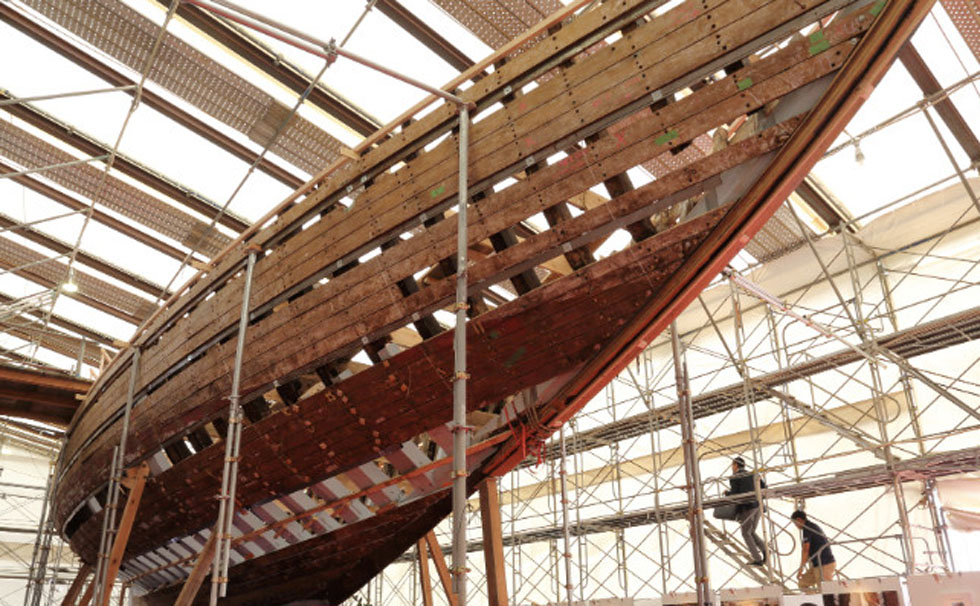 写真:「シナーラ」の修復