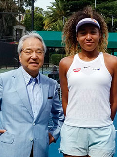 写真:代表、渡邊曻と大坂なおみ選手