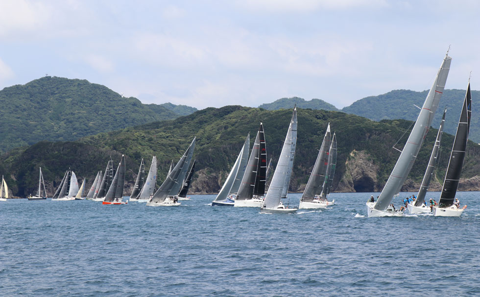 写真：Trans-Sagami Yacht Race 2019の様子
