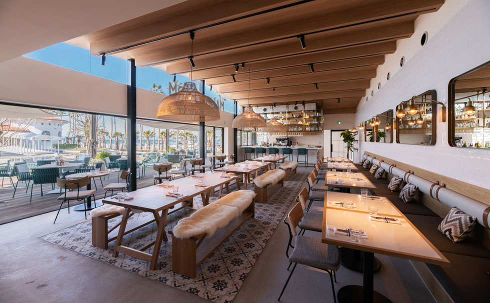 写真:レストラン