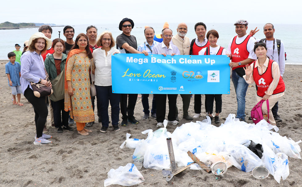 写真:G20メガ・ビーチ・クリーンアップ