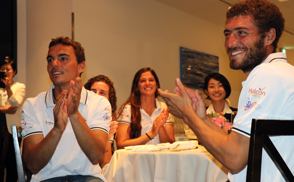 写真：歓迎会の様子