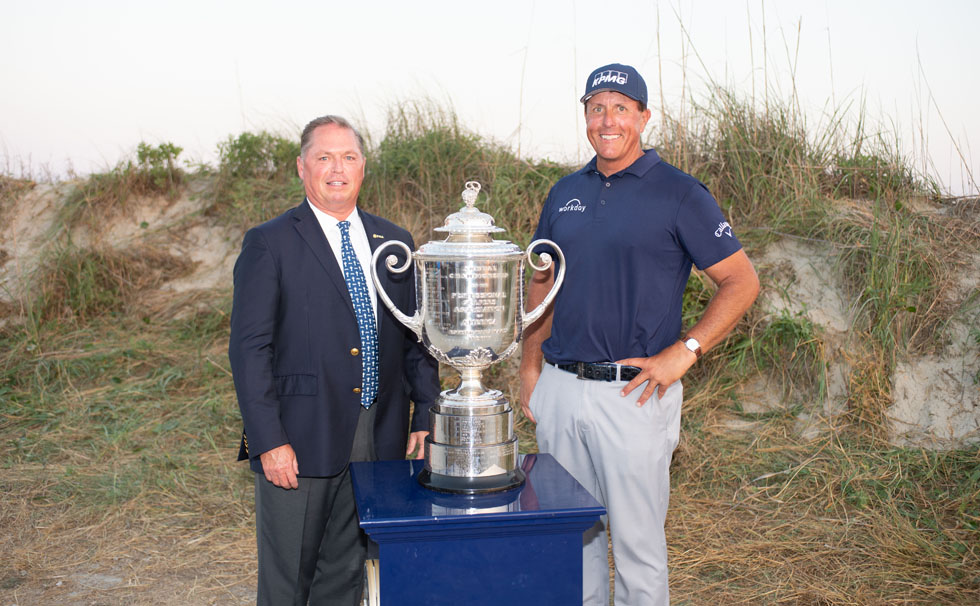 写真:フィル・ミケルソン選手とジム・リチャーソン氏