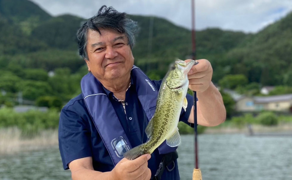 写真:鈴木茂晴氏 バスフィッシング