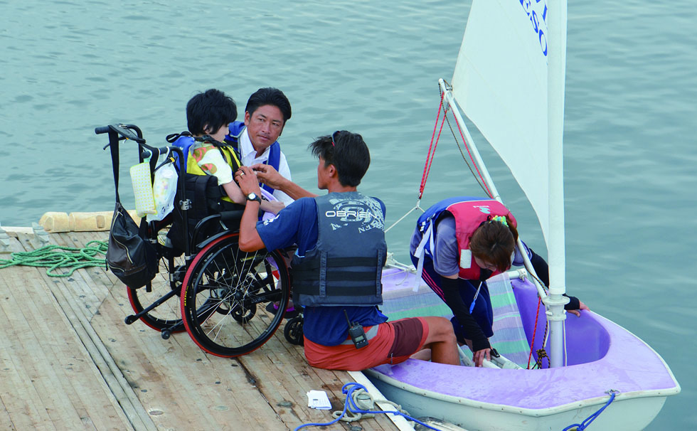 写真:児童発達支援事業所の活動に協力