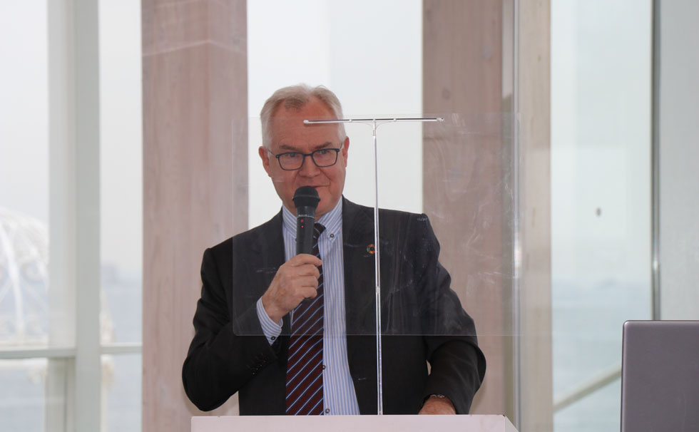 写真:ペッカ・オルパナ氏