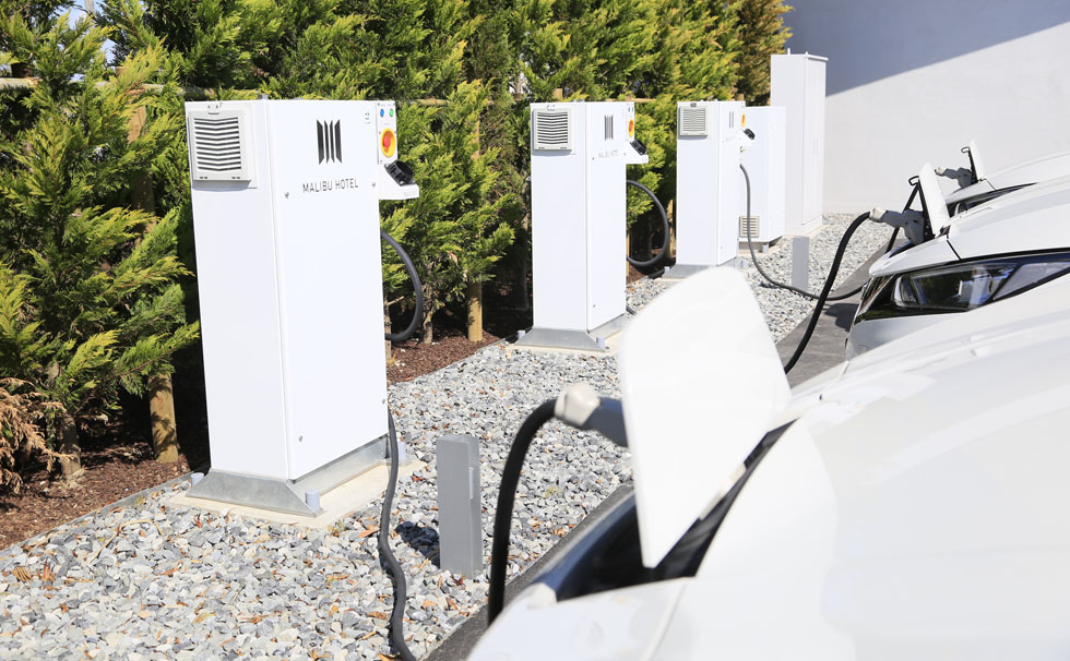 写真:V2Bとワークプレイスチャージング