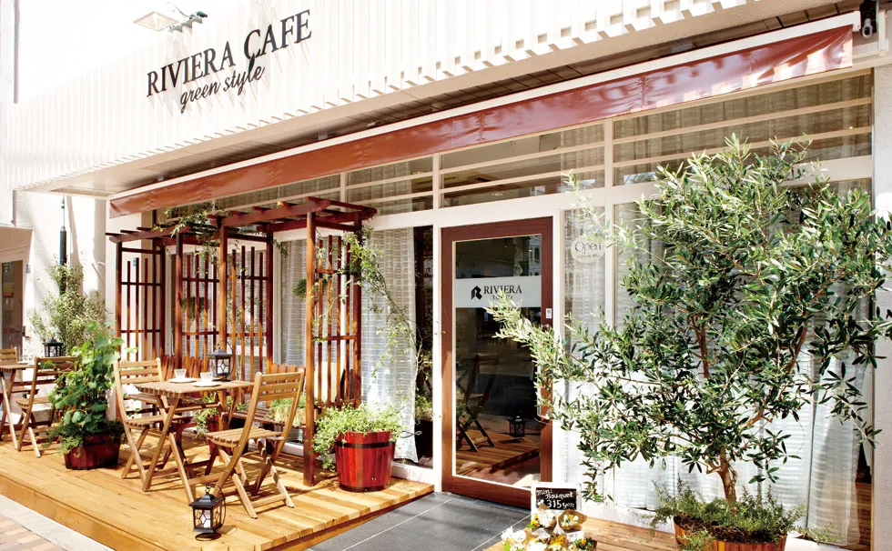 写真:「リビエラカフェグリーンスタイル」開業