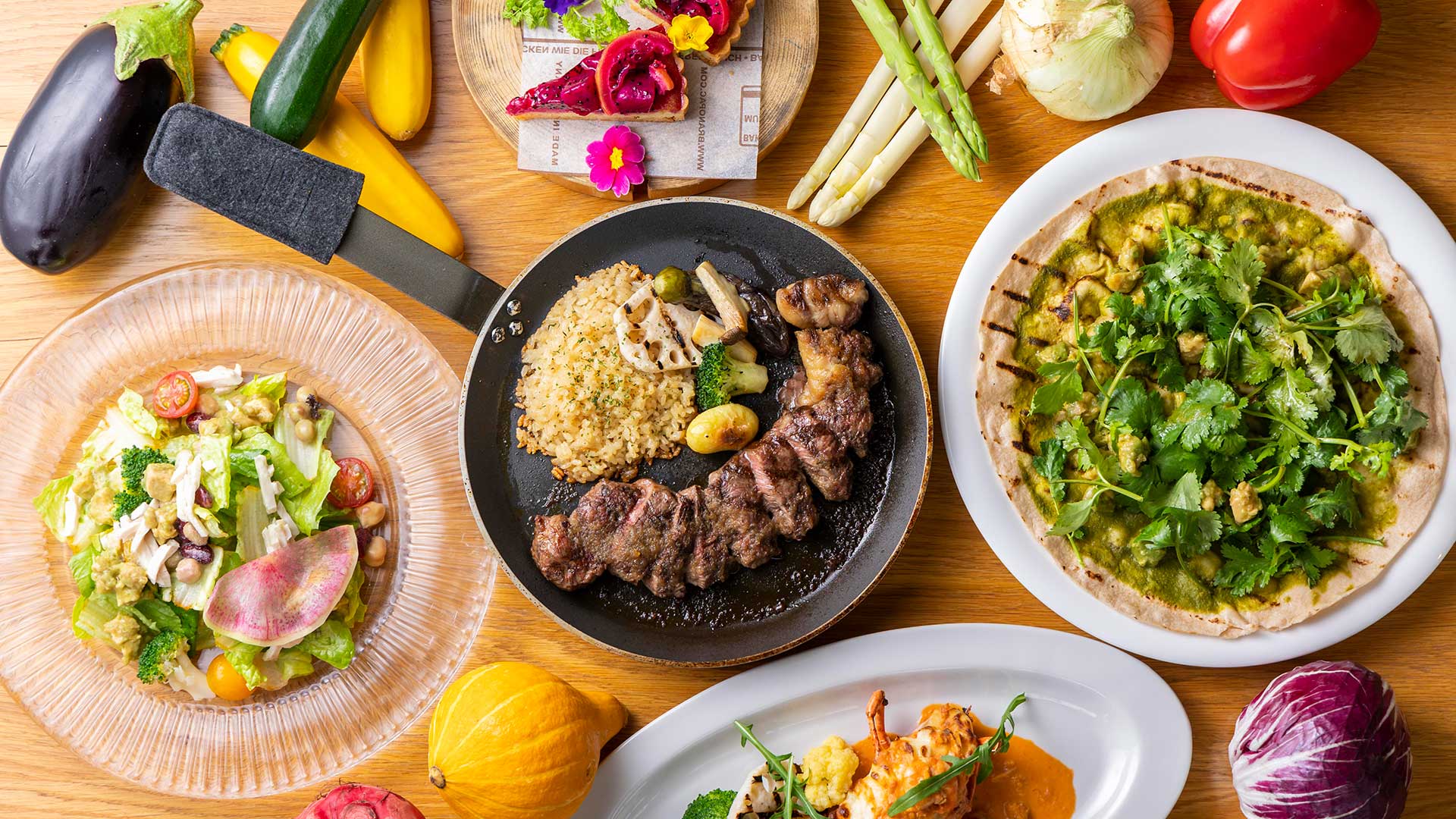 写真:マリブクリスマスダイニング