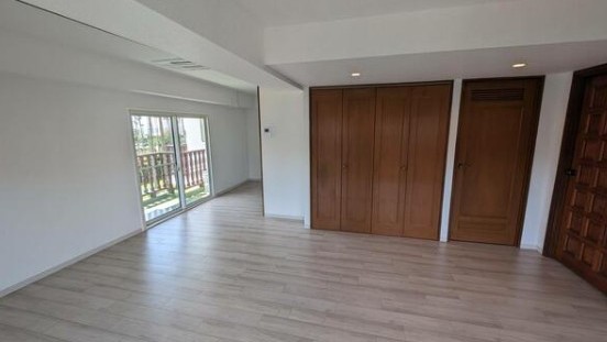 写真:4号棟室内